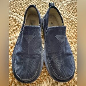 UGG Men's Dark Blue Corduroy Slip-Ons Size 8 (US)